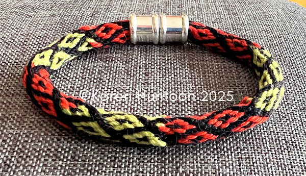 Continuous_Diamond_Bracelet_Bl