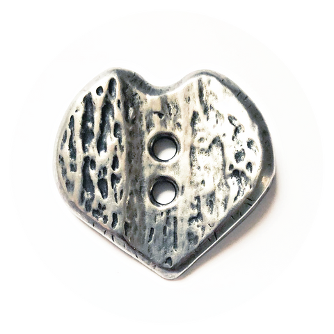 Button Cut-out Heart, Antique Silver, 30 mm