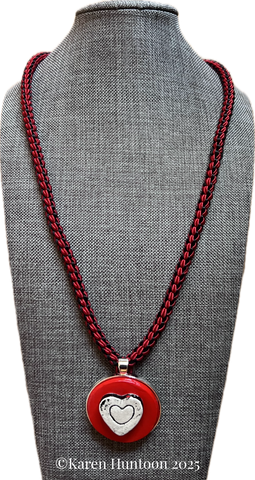 "*******Kusari Tsunagi Soutache & Satin Necklace with Heart Pendant"