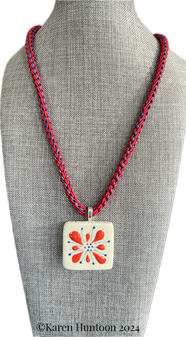 "Kusari Tsunagi Soutache Braided Necklace with Handpainted San Miguel de Allende Tile Pendant" - Red Flower & Navy Dotted Center