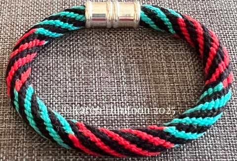 "16 strand Kongoh Gumi Bracelet with Continuous Spiral Pattern and Changing Colors" - Black/Red/Turquoise