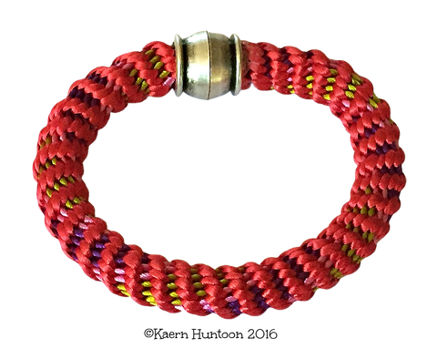 16 Strand Super Spiral Bracelet Kit - Red