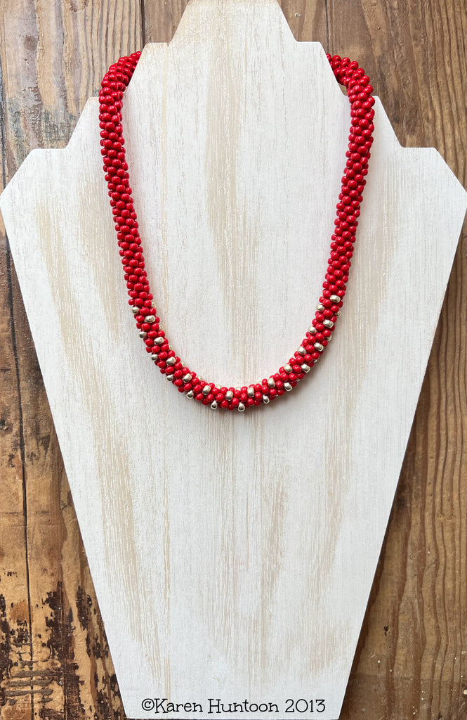 6/0 Beaded Spotted Focal Necklace Kit - Red & Silver